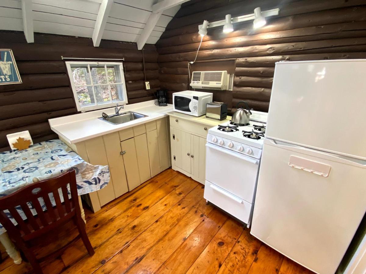 Pine Grove Cottages Lincolnville Exteriör bild